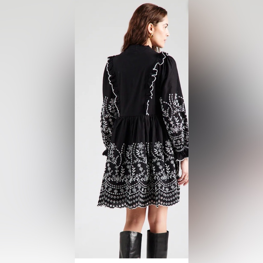YAS Embroidered Cotton Mini Dress Black White Size US 6 NWT - Picture 3 of 16